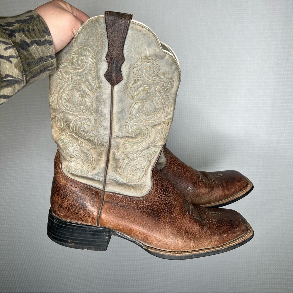 Ariat | Woman’s Western Square Toe Boot 11 B Blue Teal Off White